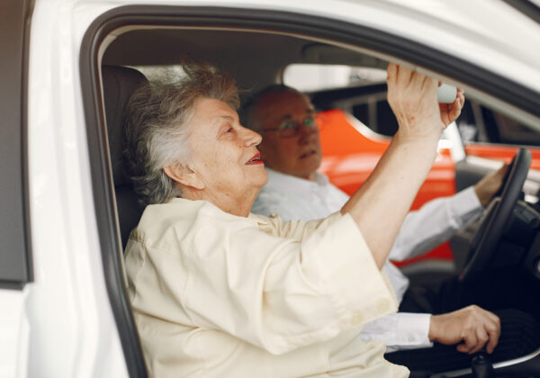 driving warning signs in elderly